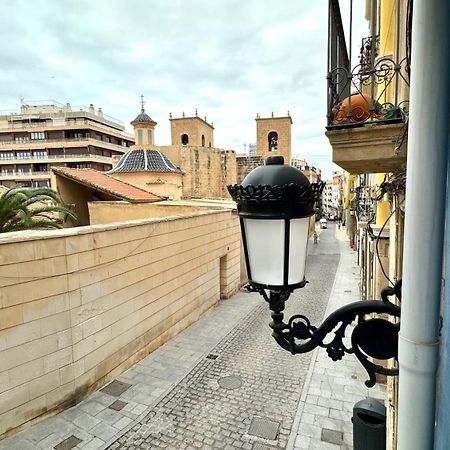 Loft De Piedra En Centro Historico - Casco Antiguo Daire Alicante Dış mekan fotoğraf