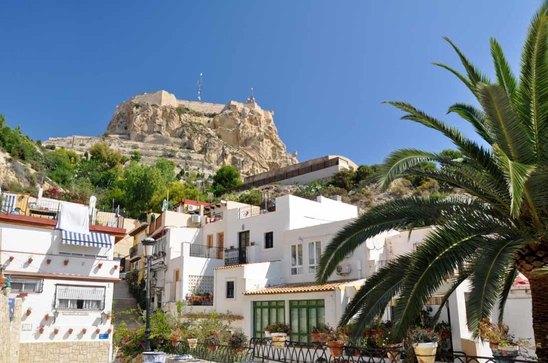 Loft De Piedra En Centro Historico - Casco Antiguo Daire Alicante Dış mekan fotoğraf