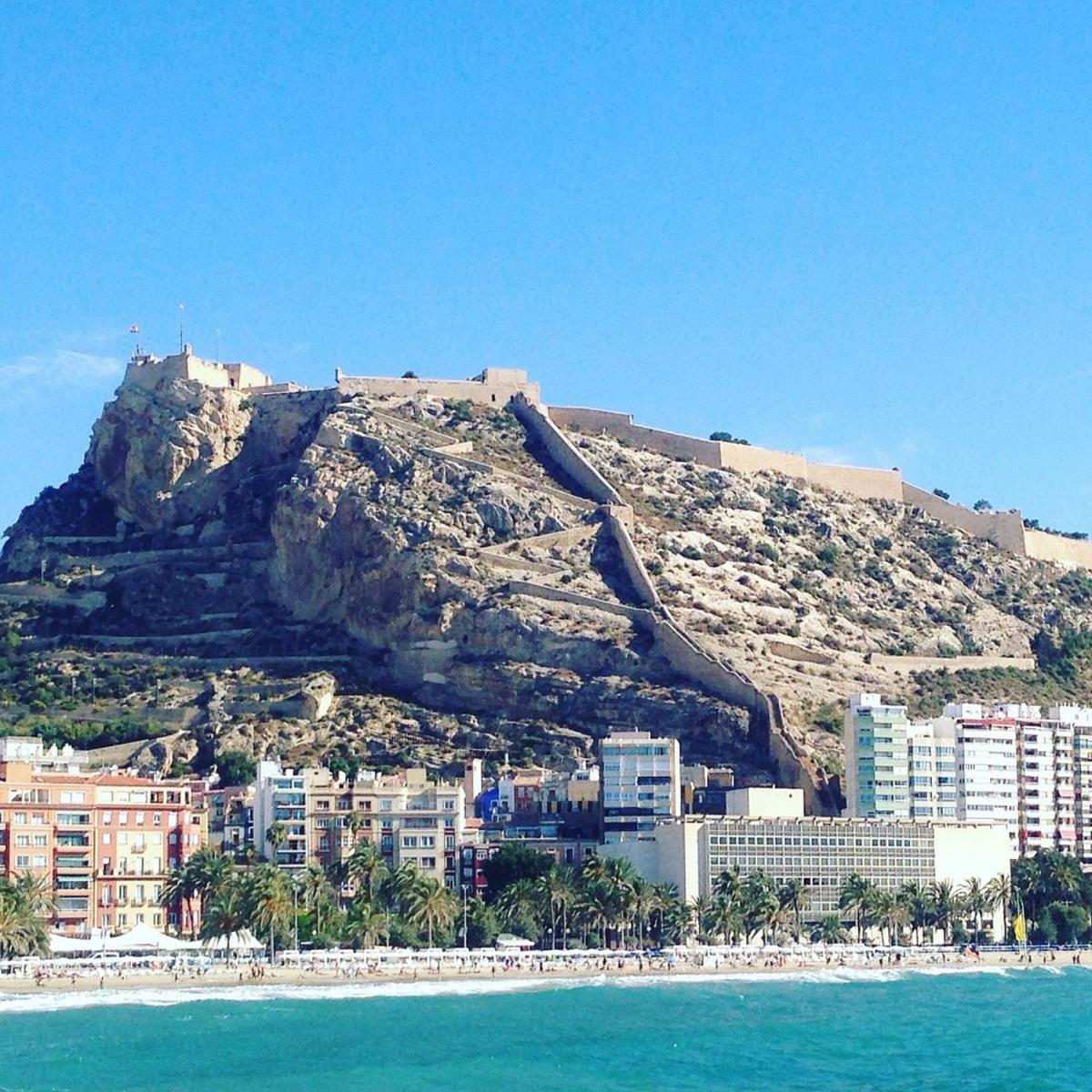 Loft De Piedra En Centro Historico - Casco Antiguo Daire Alicante Dış mekan fotoğraf